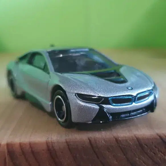[BUNJANG] Tomica NO.17 BMW i8 (Discontinued) / 토미카(단종) NO.17 BMW i8 (2016년)