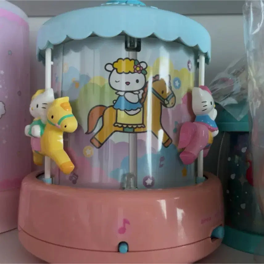 [BUNJANG] Hello Kitty LED Music Box Carousel Lamp / 헬로키티 led 램프 오르골