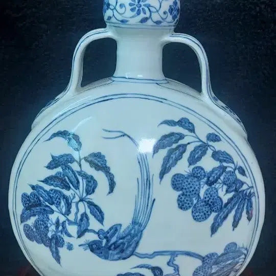 [BUNJANG] Blue and White Porcelain Moon Flask with Bird and Fruit Motif, "Da Ming Xian De Nian Zhi" Mark / 청화과조도보월병