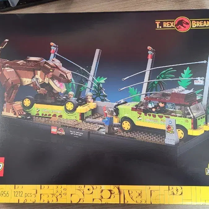 [BUNJANG] LEGO Jurassic Park T. rex Breakout 76956 (Sealed) / 레고 쥬라기 공원 티라노사우르스의 탈출 76956 (미개봉)