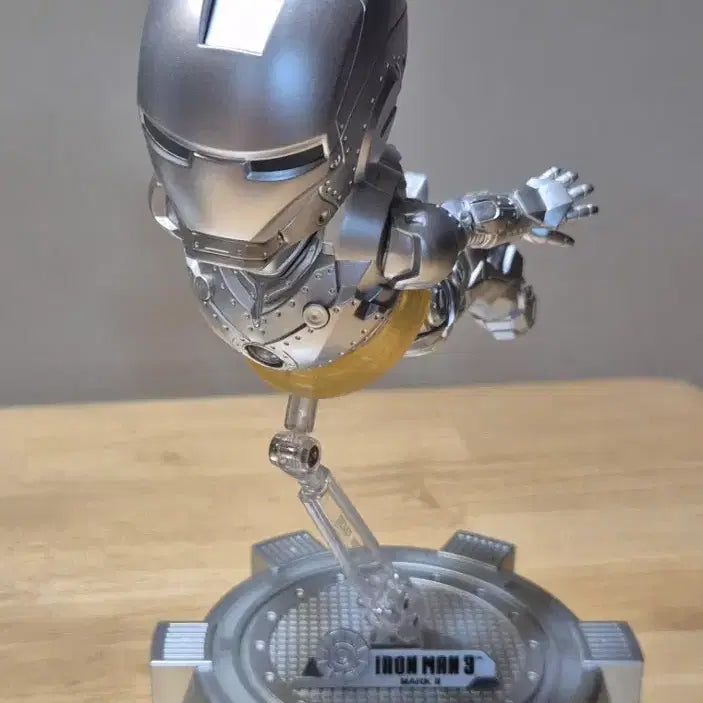 [BUNJANG] Beast Kingdom Egg Attack Iron Man Mark 2 Figure / 피규어/ 비스트킹덤 에그어택 아이언맨 마크2