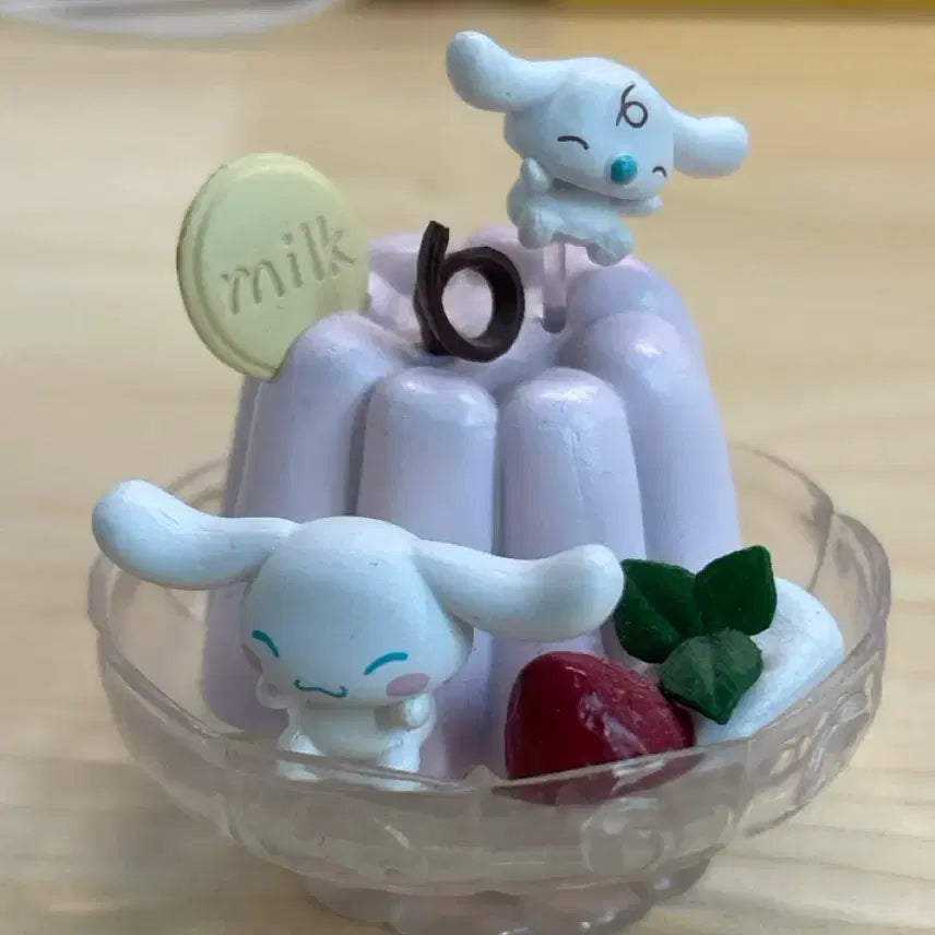 [BUNJANG] Vintage Sanrio Cinnamoroll Friends Chiffon Sweets Figure Set / 급처) 고전 산리오 시나모롤 프렌즈 쉬폰 스위츠 리 멘트 디저트 피규어 양도