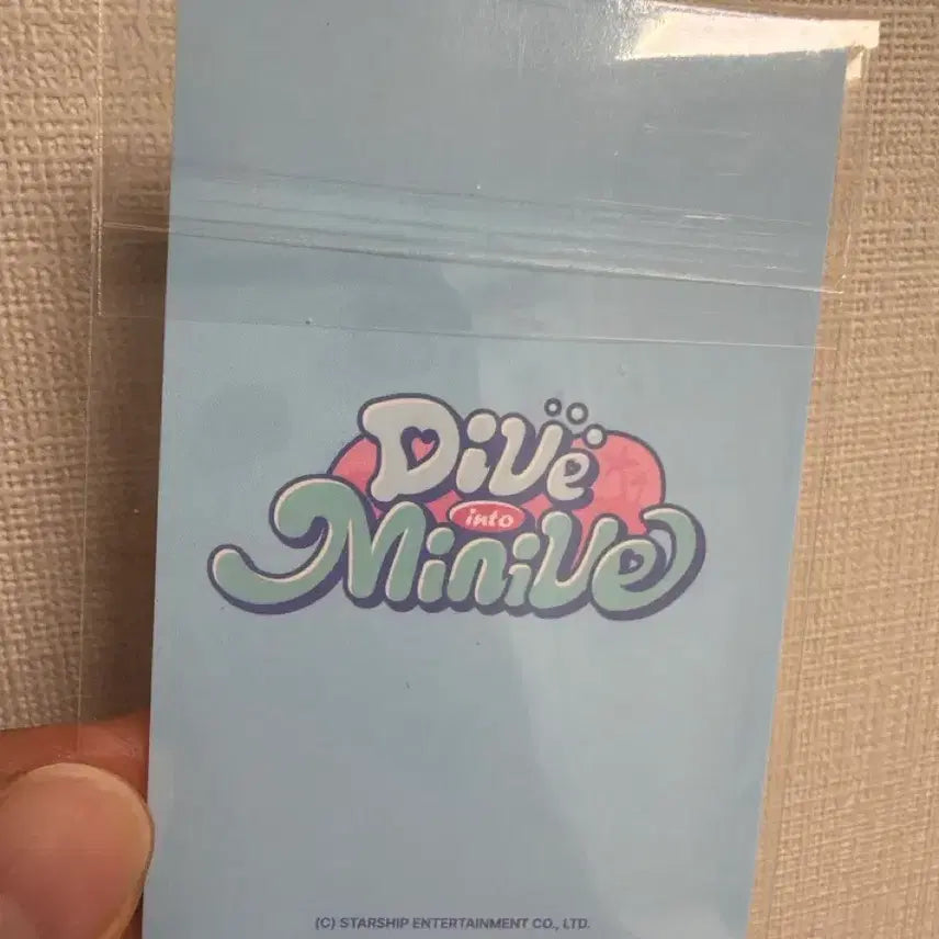 [BUNJANG] IVE MiniV Yujin An Yujin An Pin Button Bundle Set / 아이브 미니브 유진 강안지 7만원 특전 강안지 핀버튼 일괄