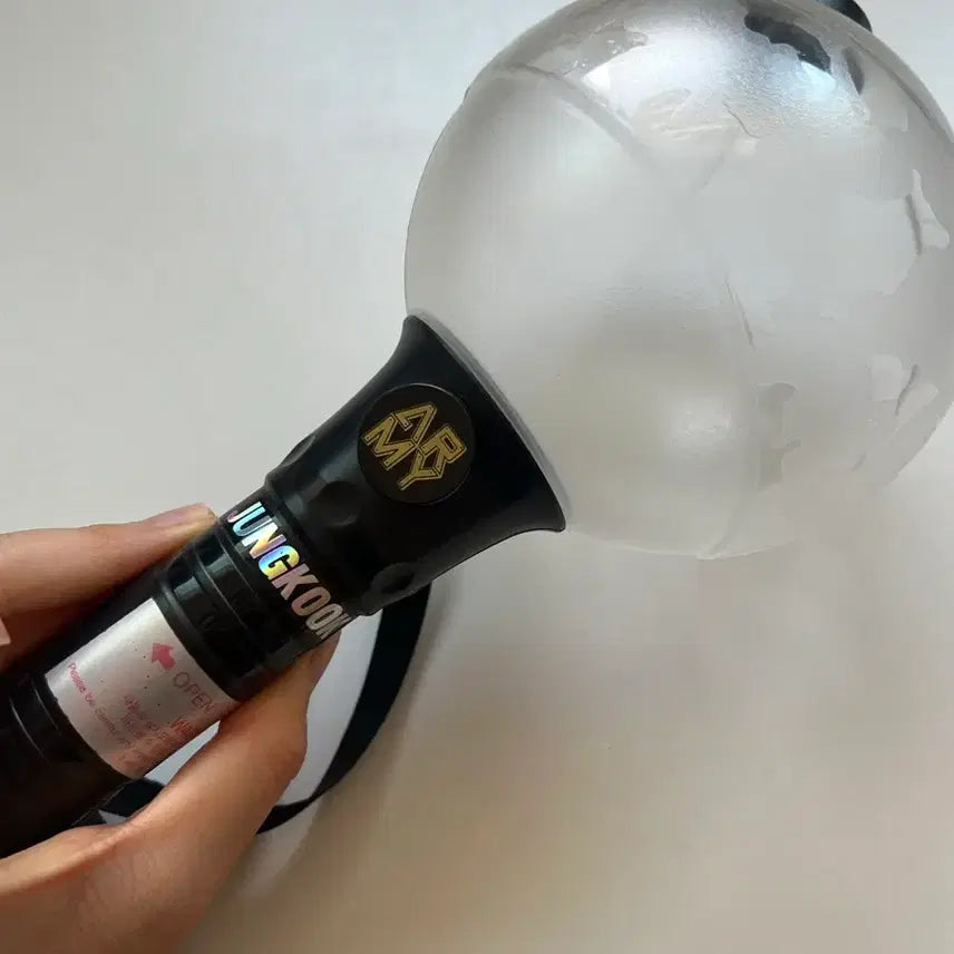[BUNJANG] BTS ARMY Bomb Version 1 (Damaged) / 아미밤1 판매해요 (작동x)