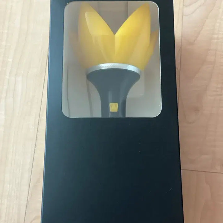 [SOLD OUT] [BUNJANG] BIGBANG Official Lightstick V4 Black / 빅뱅 응원봉 V4 블랙