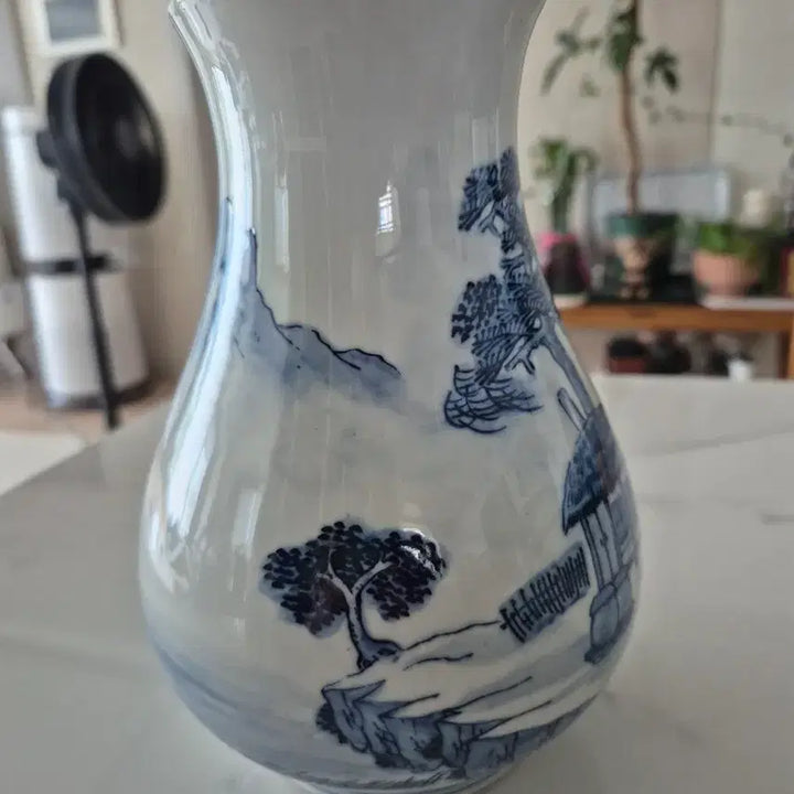 [BUNJANG] Korean Celadon Vase with Landscape Painting / 한국청자/청화백자 산수화  화병