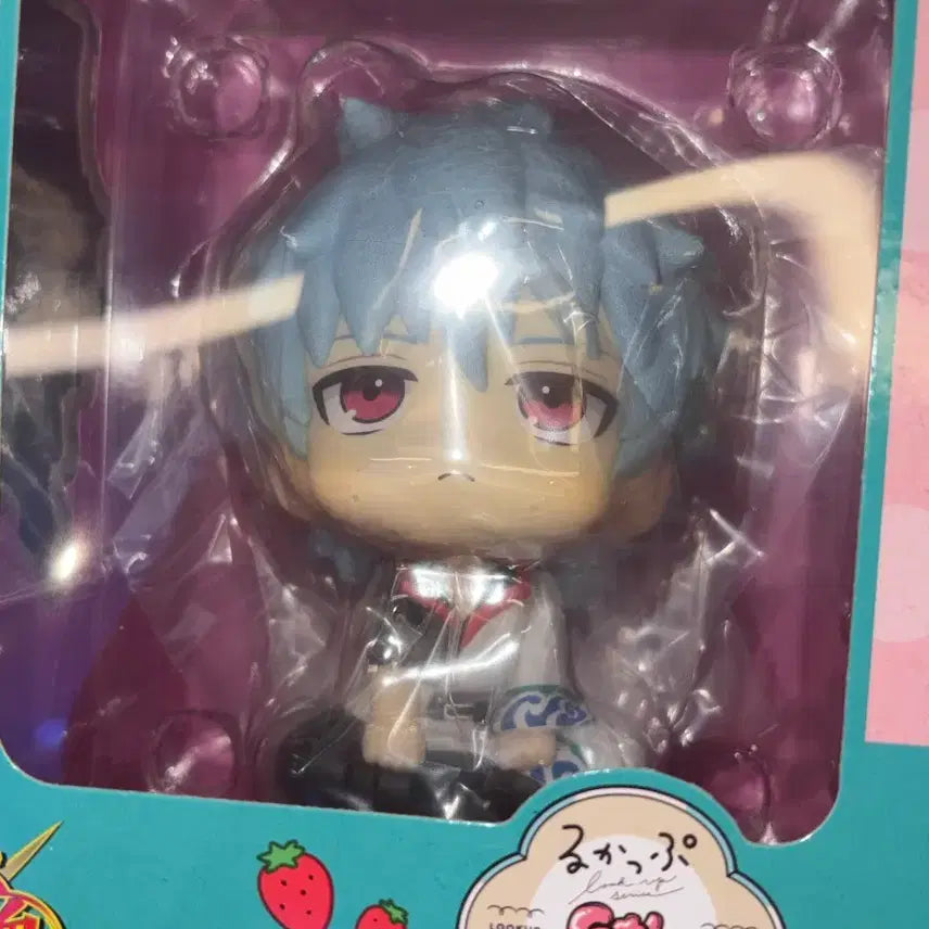 [BUNJANG] Megahouse Gintama 6th Anniversary Strawberry Cushion Gintoki Look Up Special Edition / 당일배송) 메가하우스 은혼 6주년 딸기방석 특전 긴토키 룩업 판매합니다