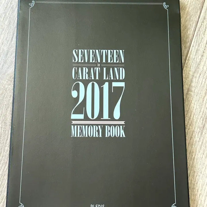[BUNJANG] SEVENTEEN 2017 CARAT LAND Memory Book / 세븐틴 2017 캐럿랜드 메모리북