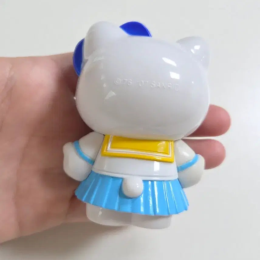 [BUNJANG] Sanrio Hello Kitty School Uniform Figure (2007) / 고전키티 교복키티 피규어