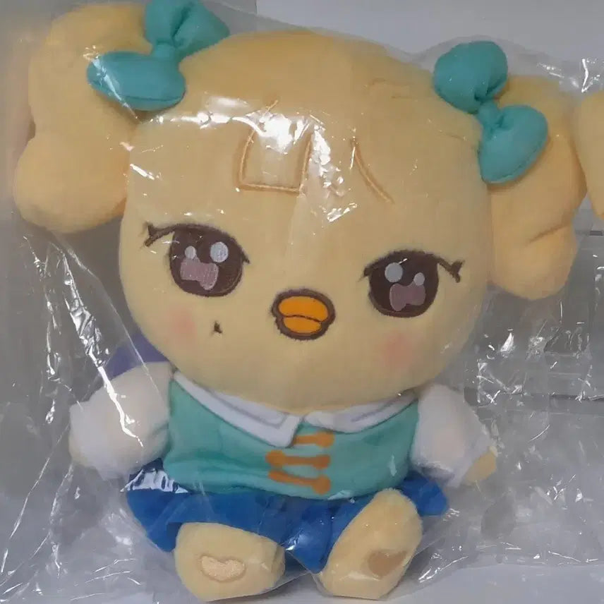 [BUNJANG] IVE Everland Cast Plush Ray Doll / 원가이하 새상품 당일배송) 아이브 미니브 에버랜드 캐스트 플러시 01 레이 나오리 인형 01