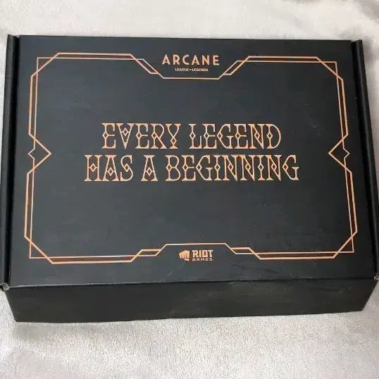 [BUNJANG] League of Legends Arcane Limited Edition Merchandise Ticket, Lenticular Card, and Blanket / 롤 아케인 한정판 굿즈 티켓 + 렌티큘러 카드 + 블랭킷