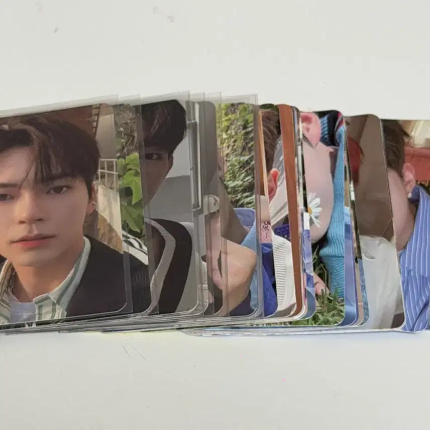 [BUNJANG] ZB1 Zerose Official Fanclub Photocard Set (1st &amp; 2nd Gen) / 제베원 팬클럽 포카 제로베이스원 제로즈 1기 2기