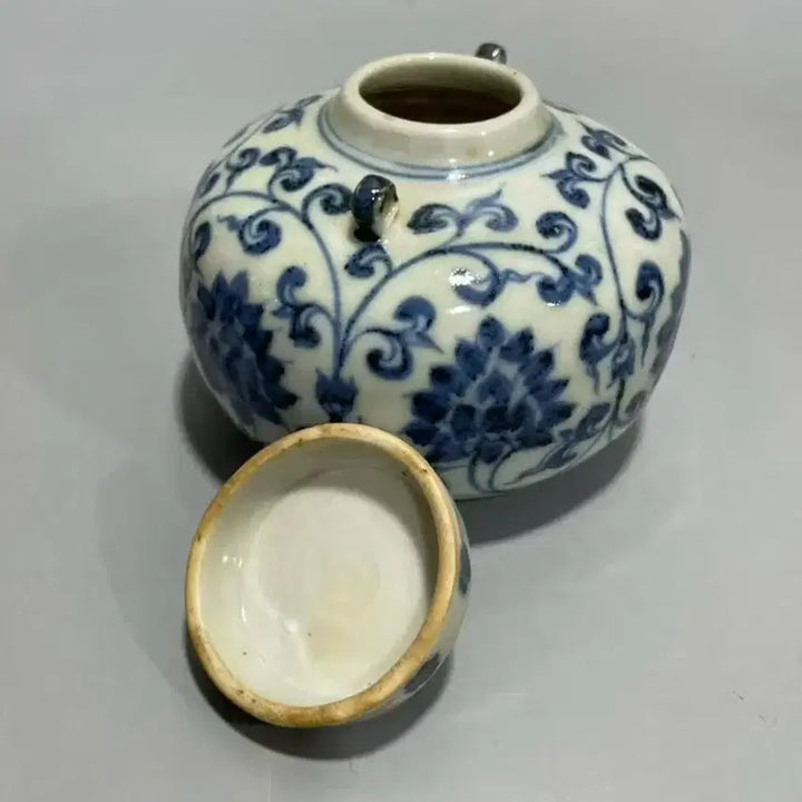 [BUNJANG] Ming Dynasty Early Period Celadon Glazed Lotus Scroll Motif Lidded Jar / 명청화찬쯔련개호