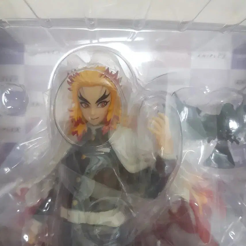 [BUNJANG] Demon Slayer Kyojuro Rengoku Figure / 귀멸의 칼날 렌고쿠 피규어 (이름 모름)