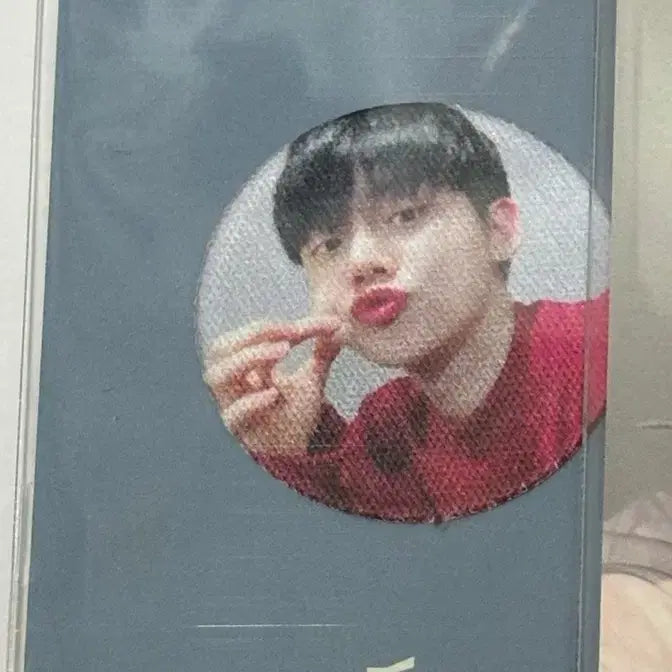 [BUNJANG] TXT Yeonjun No-Labelz Ice Cream Photocard / 투바투 연준 노레이블즈 아이스크림 TXT YEONJUN 포카 액정클리너