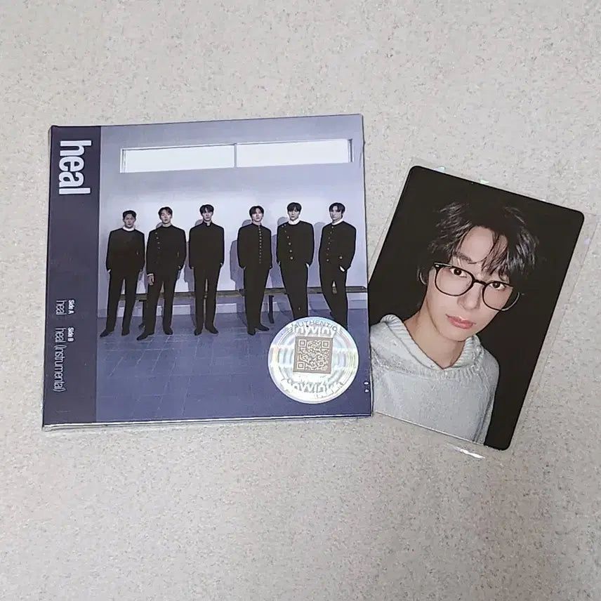[BUNJANG] Monsta X Unfold Mini LP Vinyl Sealed + N’eRD Photocard Hyungwon / 몬스타엑스 언폴드 미니 lp 바이닐 미개봉+너드포카 형원