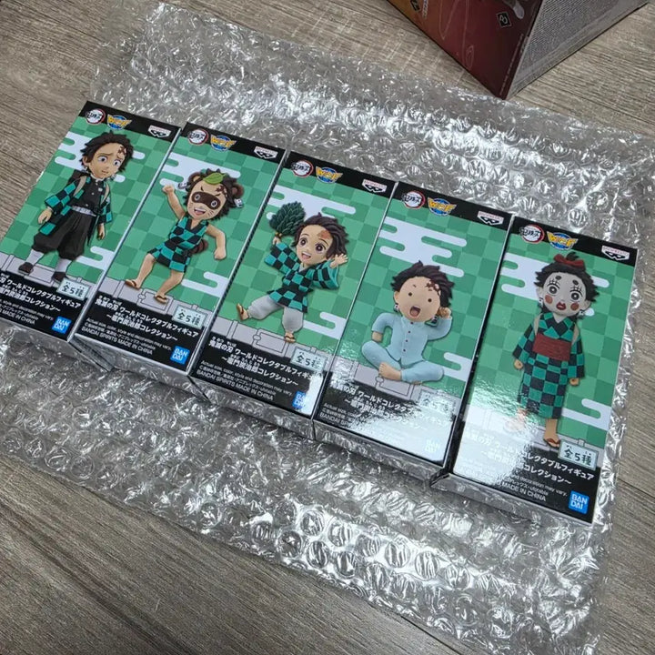 [BUNJANG] Demon Slayer Tanjiro World Collectable Figure 5-Figure Set (Sealed) / 미개봉) 귀멸의 칼날 탄지로 월드 콜렉터블 피규어 5종 세트