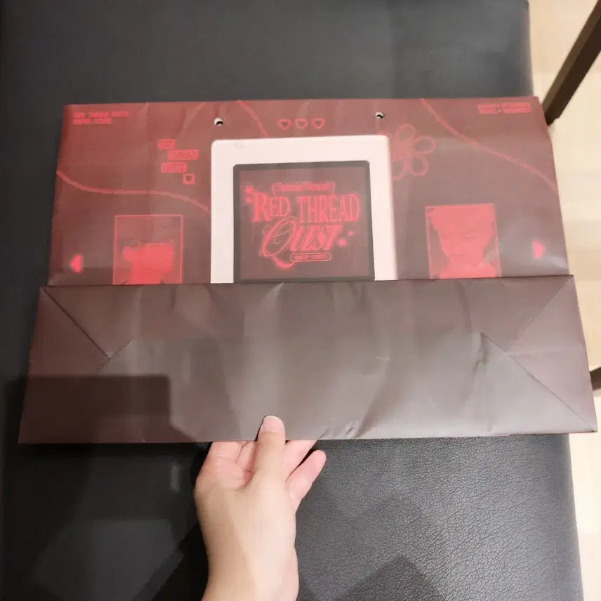 [BUNJANG] Hongsil Quest Pop-Up Store Shopping Bag / 홍실 퀘스트 팝업 스토어 쇼핑백 굿즈 md 웹툰 이연 홍기훈