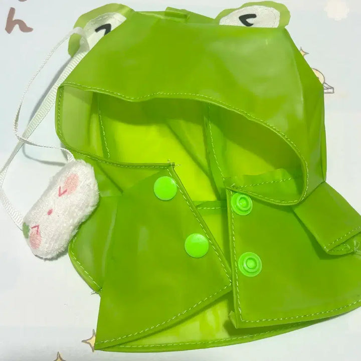 [BUNJANG] Frog Raincoat Set with Bag for 10cm Dolls / 개구리 우비 인형옷, 10cm인형옷 세트, 가방 세트