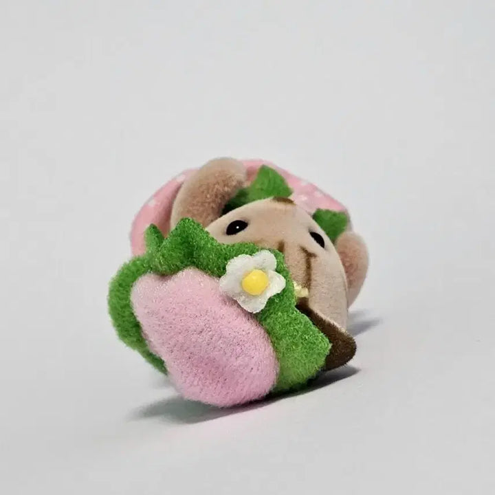 [BUNJANG] Sylvanian Families Strawberry Striped Kitten Baby Standing Figure / 실바니안 모여라 딸기 줄무늬 고양이 아기 직립 시마네코