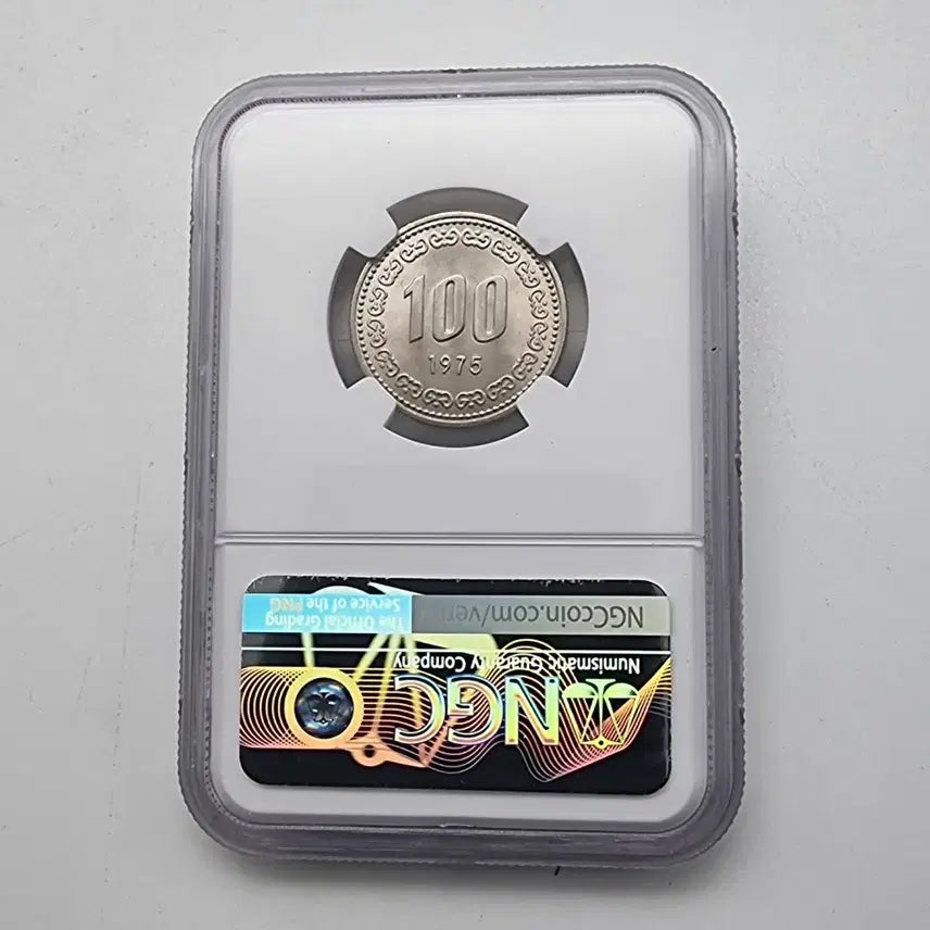 [BUNJANG] 1975 100 Won Coin NGC MS65 / 1975년100주화 ngc ms65등급