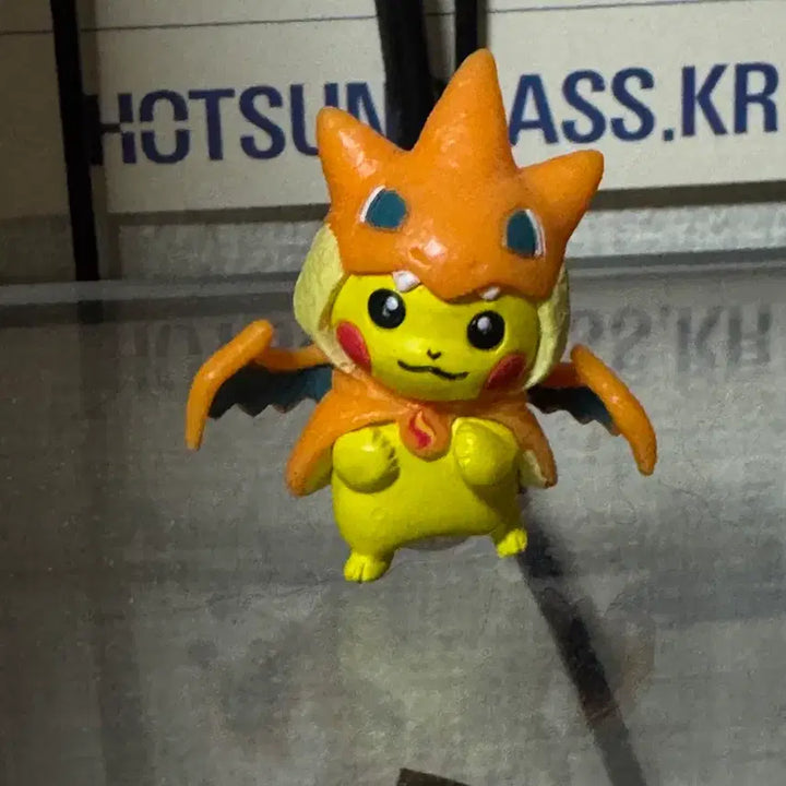 [BUNJANG] Mega Tokyo Charizard Costume Pikachu Figure / 메가도쿄 리자츄 판매 피규어