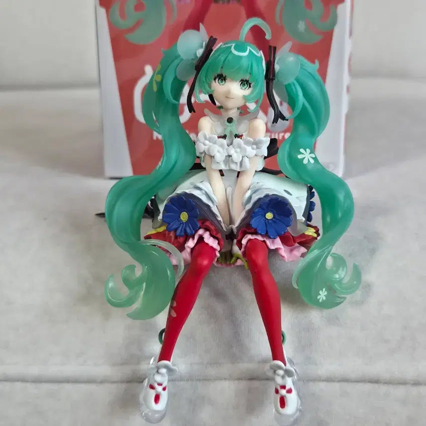 [BUNJANG] Hatsune Miku Furyu Noodle Stopper JAPAN LIVE TOUR 2025 BLOOMING (Unsealed) / (개봉) 하츠네 미쿠 후류 누들 스토퍼 JAPAN LIVE TOUR 2025 BLOOMING