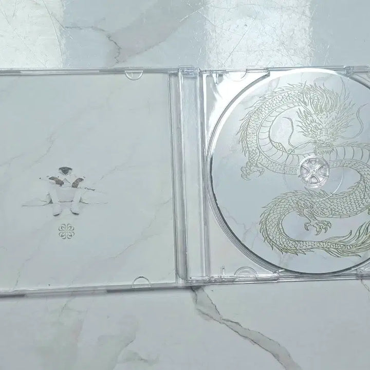 [BUNJANG] ROYAL44 Unwanted Life Autographed Album / 로얄44 - Unwanted Life 친필 사인반 앨범 (급전)