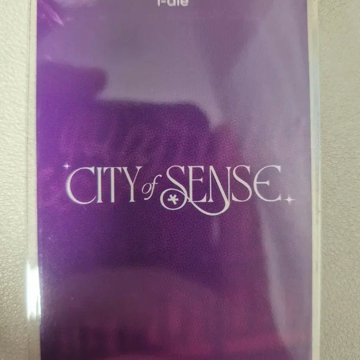 [BUNJANG]  (G)I-DLE Soyeon City of the Senses Photocard / 아이들 소연 시티오브센스 포토카드