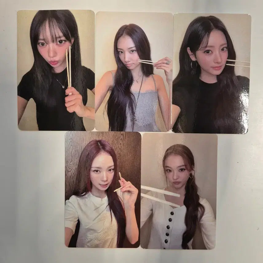 [BUNJANG] Meovv Miyoo Ttirori Music Core Chopsticks Studio Photocard / 미야오 띠로리 음중 젓가락 공방포카