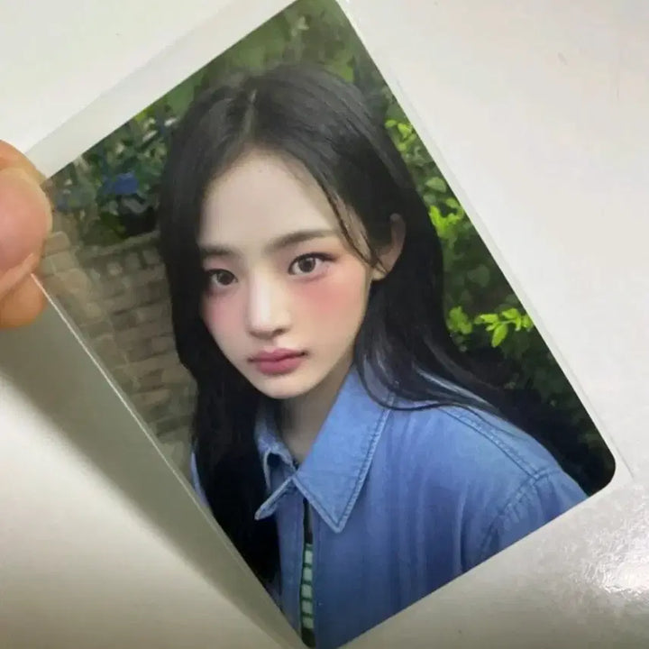 [BUNJANG] NewJeans Minji Photocard / [S급/상태최상] 뉴진스 포카 민지 김민지 청자켓 민지 뉴진스 공식굿즈