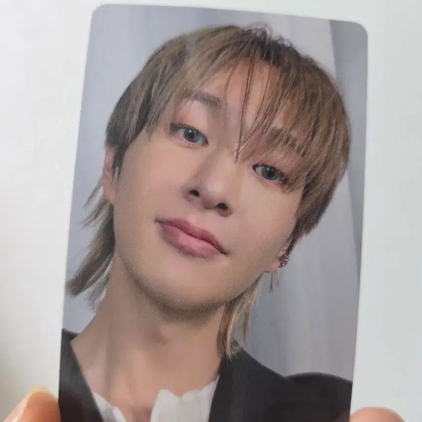 [BUNJANG] SHINee Onew Invert Japan Goods Lucky Draw Photocard / 샤이니 온유 invert 일본 굿즈 구매특전 포카