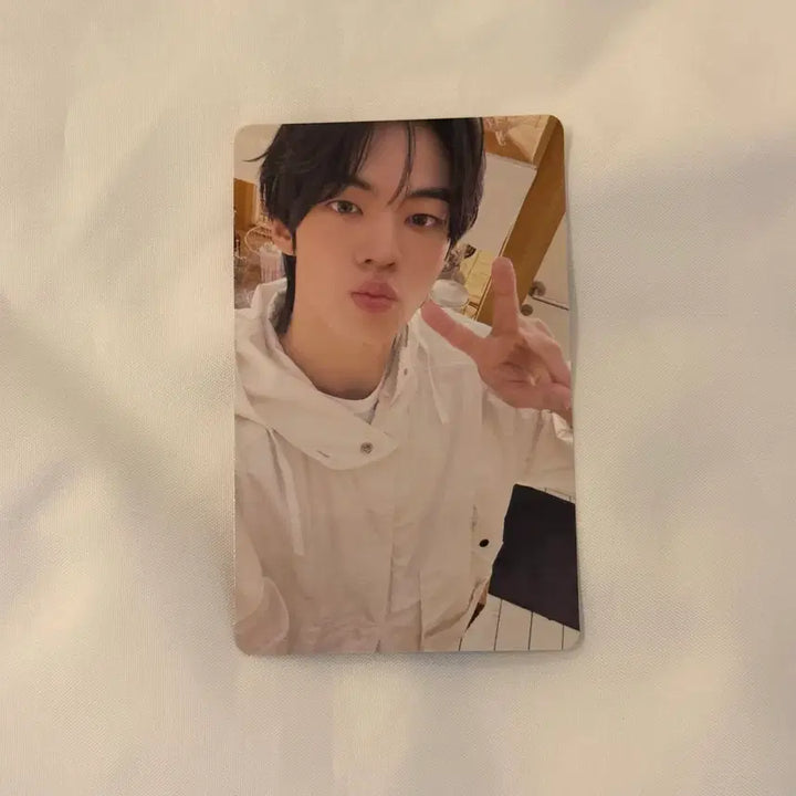 [BUNJANG] TWS Dohun Tower Records Shibuya SODASODA Photocard / 투어스 도훈 타워레코드 시부야 소다소다 특전 포카 SODASODA 포토카드