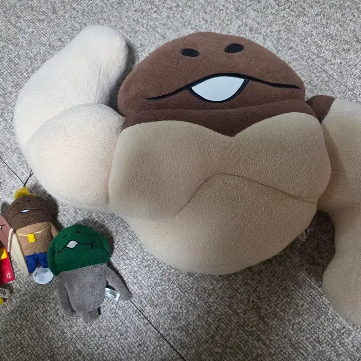 [BUNJANG] Muscle Nameko Cushion / 근육 나메코 쿠션