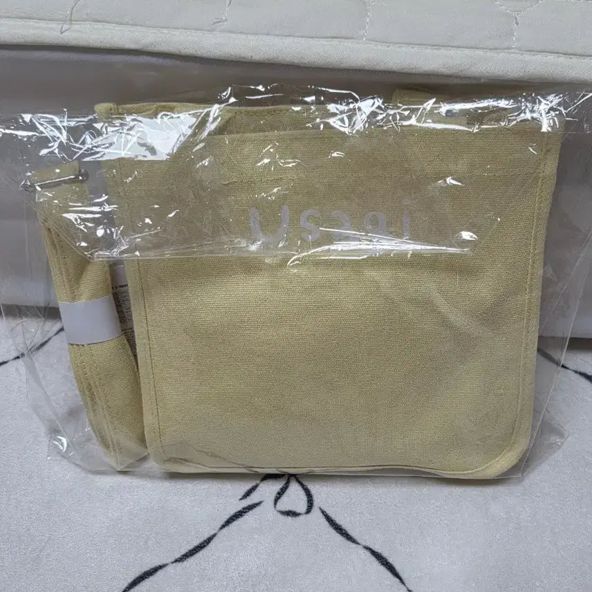 [BUNJANG] Chikawa Usagi 2-Way Mini Tote Bag Shoulder Bag / 퍼레이드 치이카와 2WAY 우사기 미니 토트백 숄더백 가방 새새품