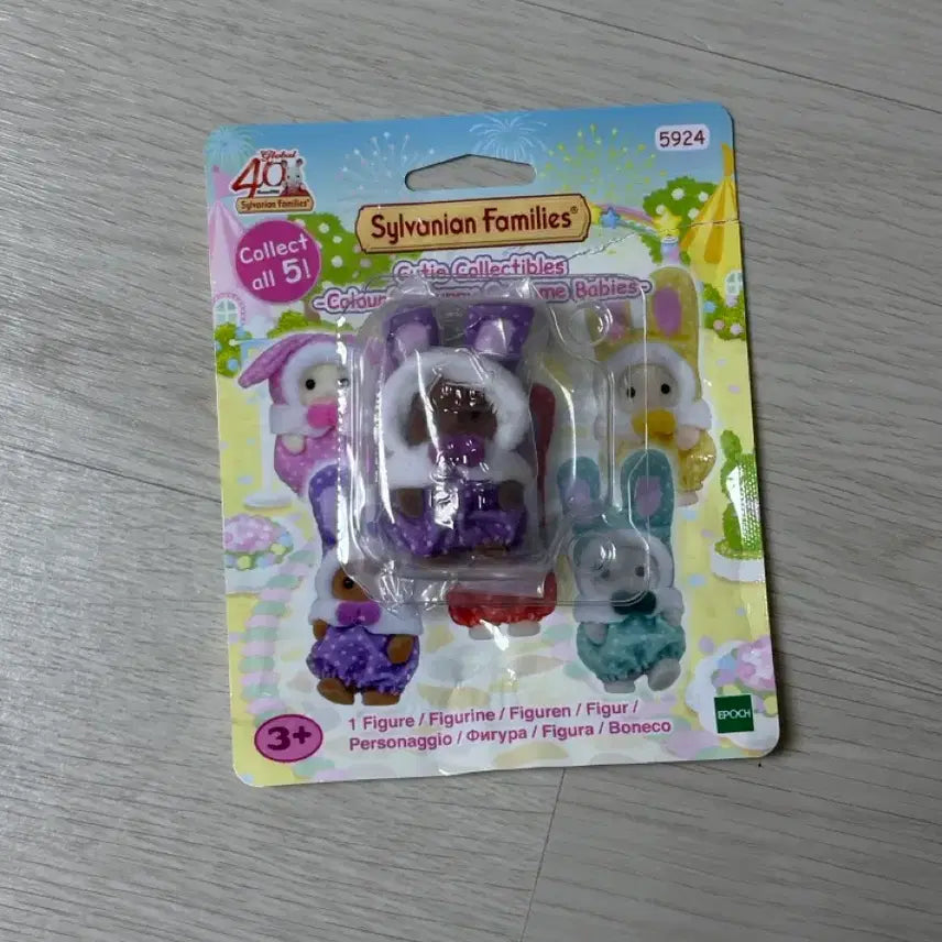 [BUNJANG] Sylvanian Families 40th Anniversary Blind Box Colorful Rabbit (Purple) / 40주년 블라인드 컬러풀 토끼 실바니안 보라