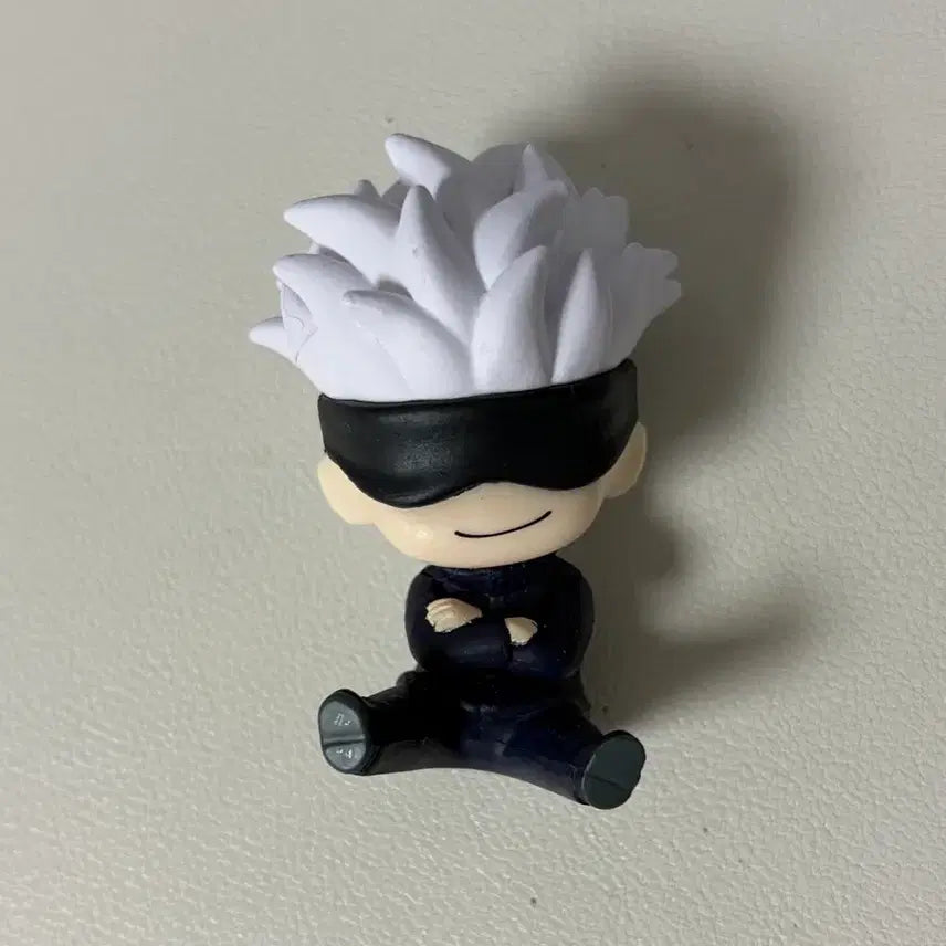 [BUNJANG] Jujutsu Kaisen Satoru Gojo Shibuya Incident Head-Bump Gacha Figure with Eye Patch / 주술회전 고죠 어깨쿵 꾸벅 가챠 피규어 시부야사변 안대 선생
