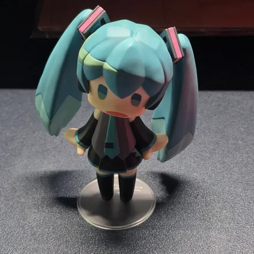 [BUNJANG] Hello Goodsmile Hatsune Miku Figure (Box Included) / 헬로 굿스마일 하츠네 미쿠 (박스o)