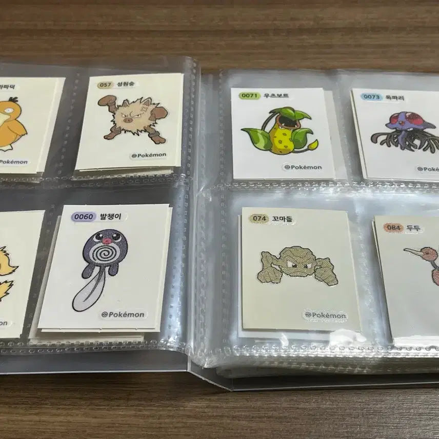 [BUNJANG] Pokemon Stickers (30th Anniversary Artwork) Bundle with Collectible Book / 포켓몬 띠부씰 (30주년 아트워크씰도 있어요) 세트(콜렉트북 포함)