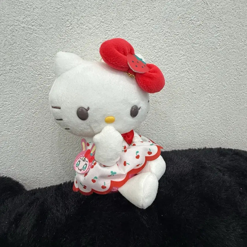 [BUNJANG] Hello Kitty x Mezzo Piano Collaboration Mascot / 헬로키티 메조피아노 콜라보 마스코트