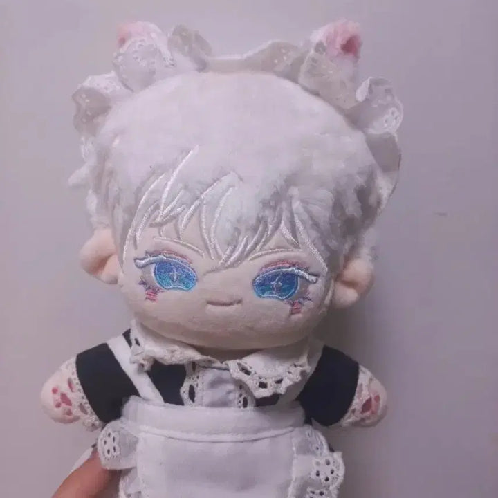 [BUNJANG] Jujutsu Kaisen Satoru Gojo 20cm Plush Doll (Includes Maid Outfit &amp; Sunglasses) / 고죠 20cm 솜인형