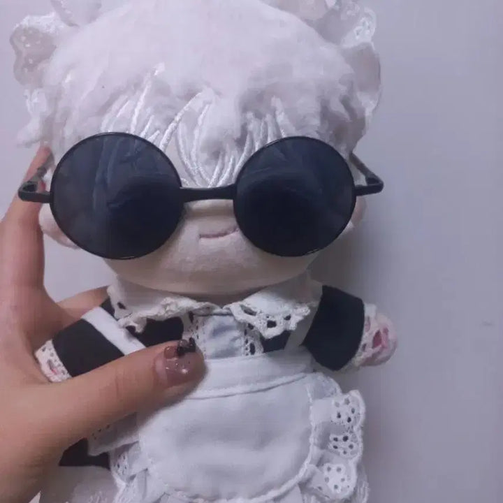 [BUNJANG] Jujutsu Kaisen Satoru Gojo 20cm Plush Doll (Includes Maid Outfit &amp; Sunglasses) / 고죠 20cm 솜인형
