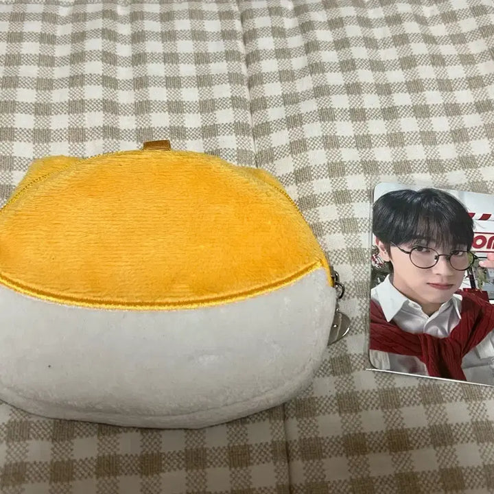 [BUNJANG] ONF ONCOMIS MK Face Pouch / 온앤오프 온꼬미즈 뀬둥이 (민균) 얼굴파우치
