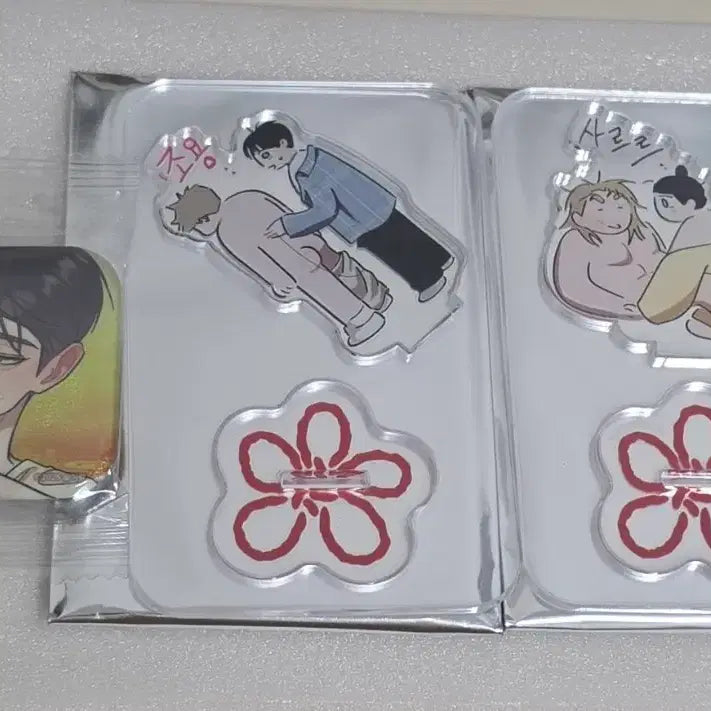 [BUNJANG] Hongsil Quest Seoul Pop-Up 19 SD Acrylic Stand &amp; Badge Bundle Set / 홍실퀘스트 서울 팝업 19 SD아크릴 일괄