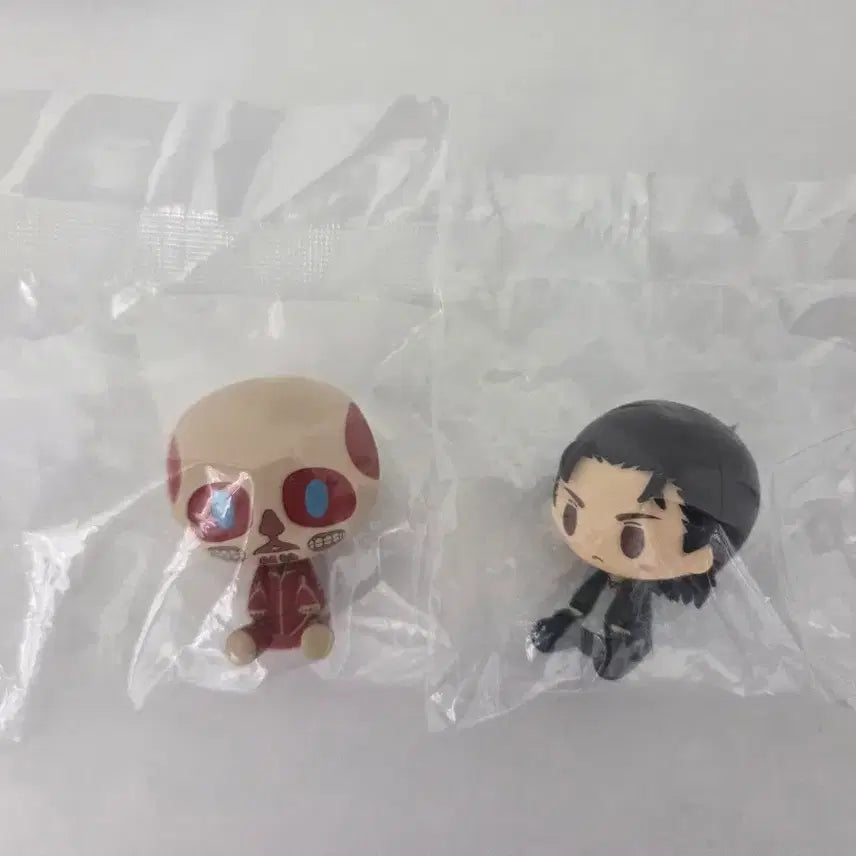 [BUNJANG] Attack on Titan Eren Chocolate Egg Figure Bundle Set / (일괄판매) 진격의거인 에렌초코노코 초대형거인초코노코