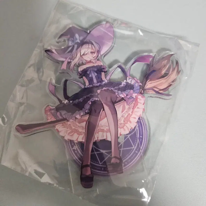 [BUNJANG] Witch Sella Eternally Acryl Stand / 마녀시셀라 이터널리턴 아크릴스탠드