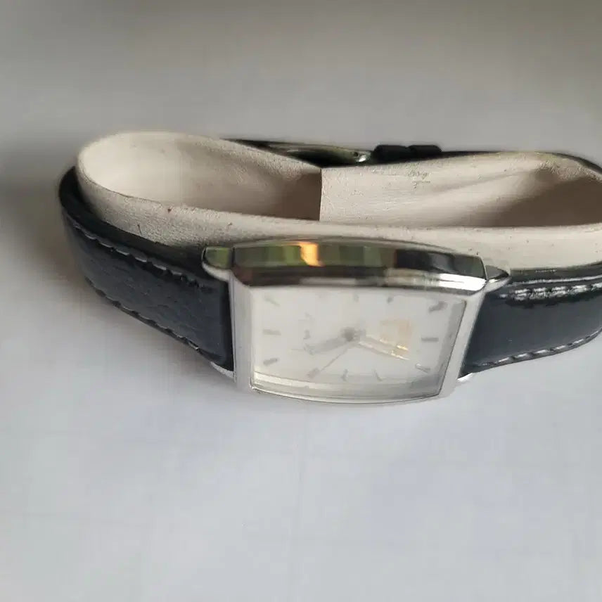 [BUNJANG] Lee Myung-bak President Watch / 이명박 대통령 시계