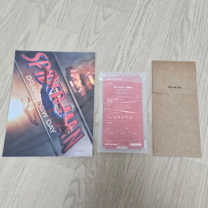 [BUNJANG] Spider-Man: Into the Spider-Verse Original Ticket Set Type A, TTT, Signature Art Card Bundle / [3종일괄] 스파이더맨 브랜드 뉴 데이 오리지널티켓 오티 A타입 TTT 아트카드