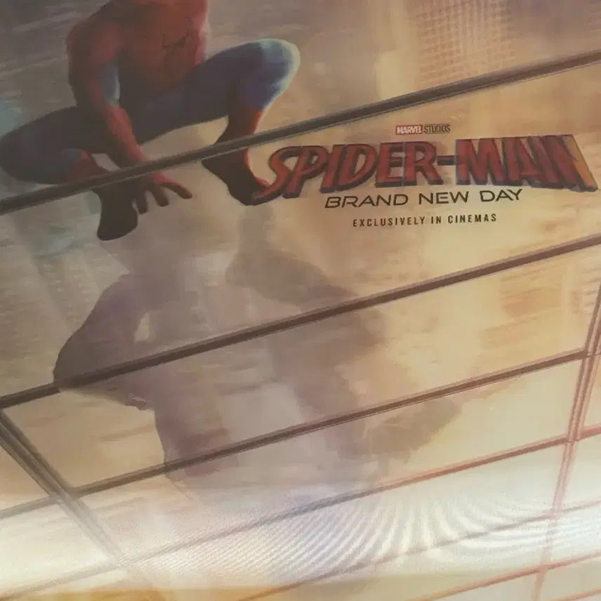 [BUNJANG] Spider-Man Lenticular Poster 2nd Week Special Edition Pin Badge / 스파이더맨 렌티큘러 포스터 2주차 특전 핀뱃지