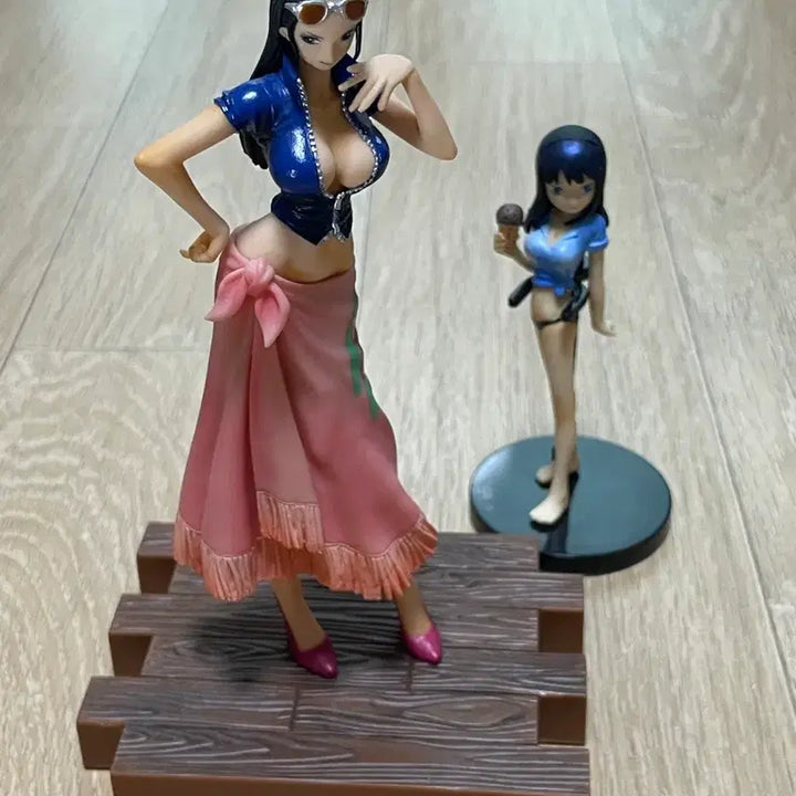 [BUNJANG] One Piece Nico Robin Vintage Figure Bundle / 원피스 니코로빈 제일복권 고전 피규어 일괄